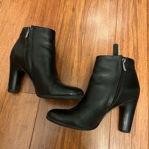 Sam Edelman black booties